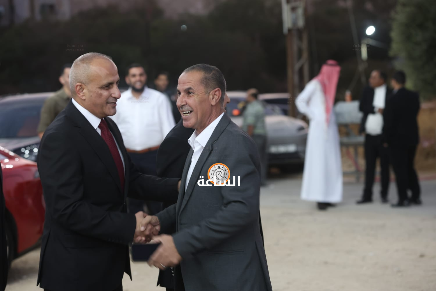 Madar Al-Saa Images 0.8747071791919653