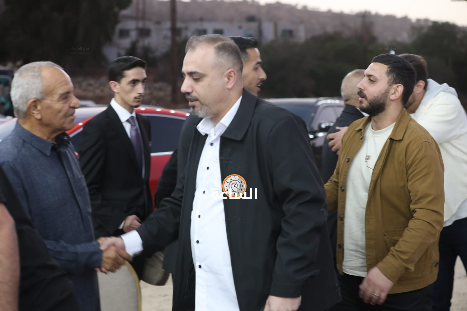 Madar Al-Saa Images 0.4482537074277445