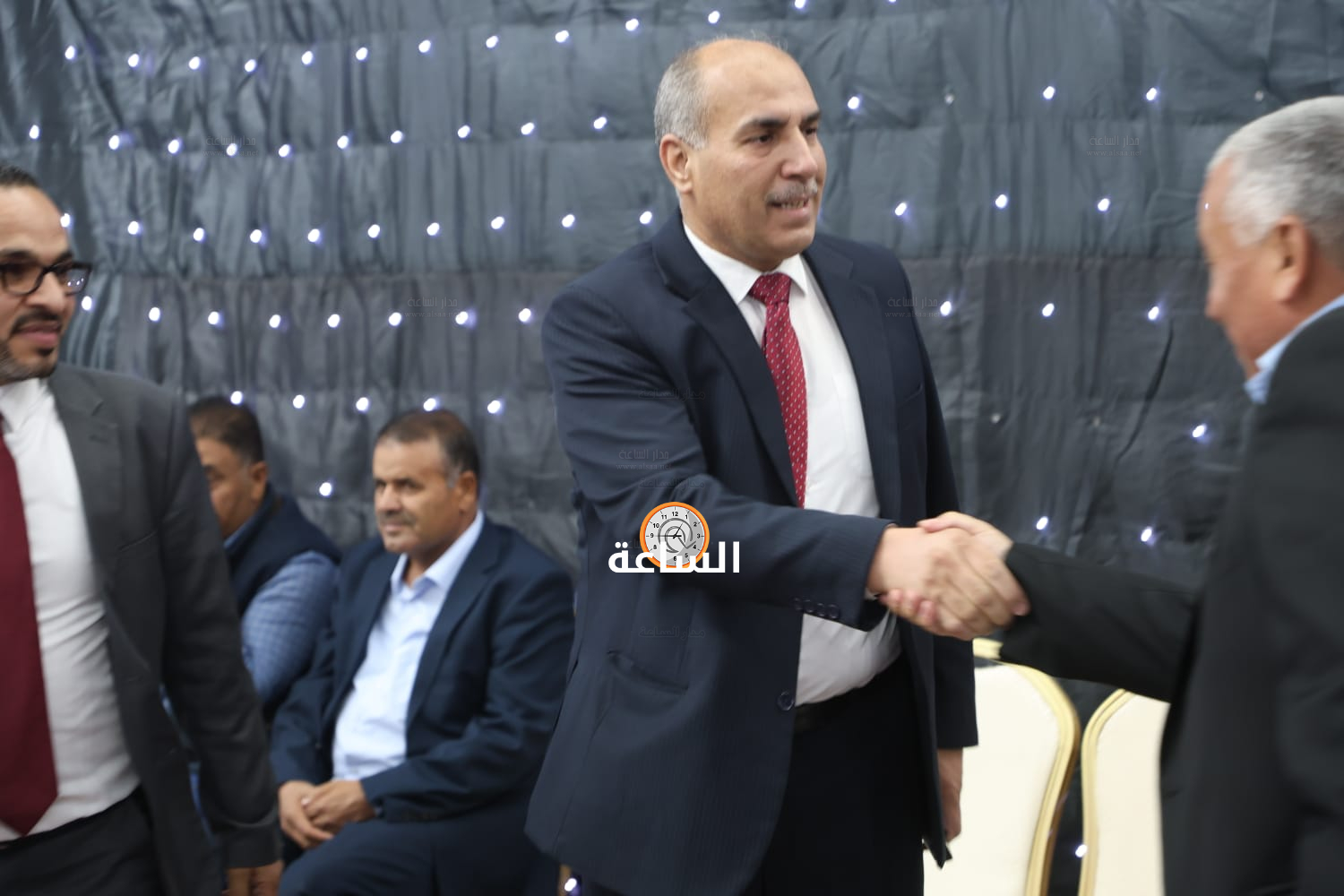 Madar Al-Saa Images 0.5057871343442109