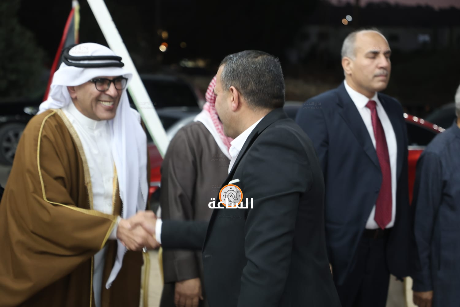 Madar Al-Saa Images 0.024347538989130557