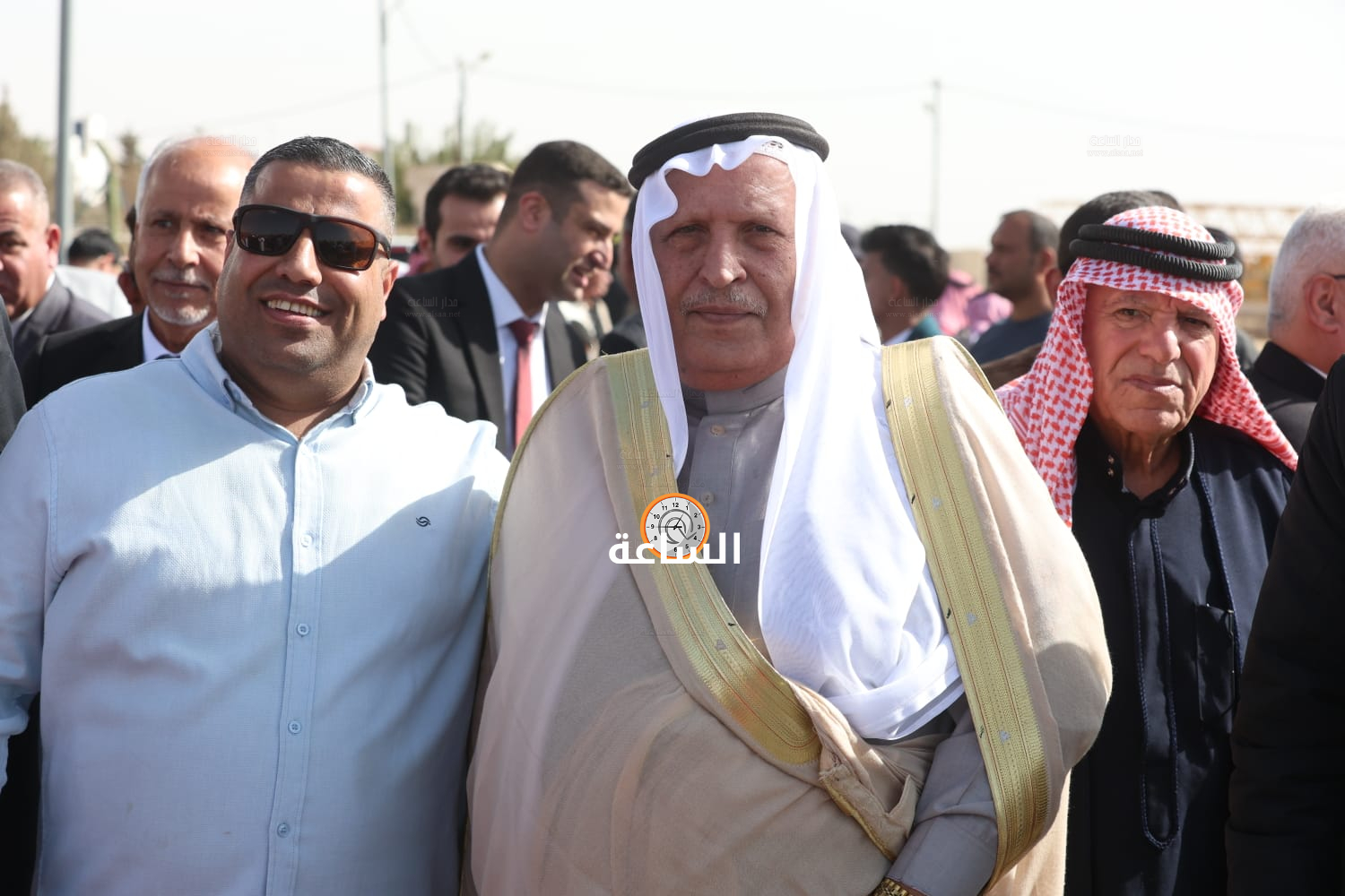 Madar Al-Saa Images 0.3588598216553215