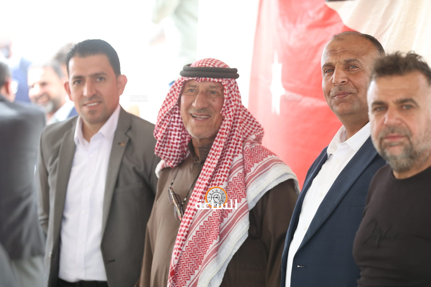 Madar Al-Saa Images 0.8218959511996125