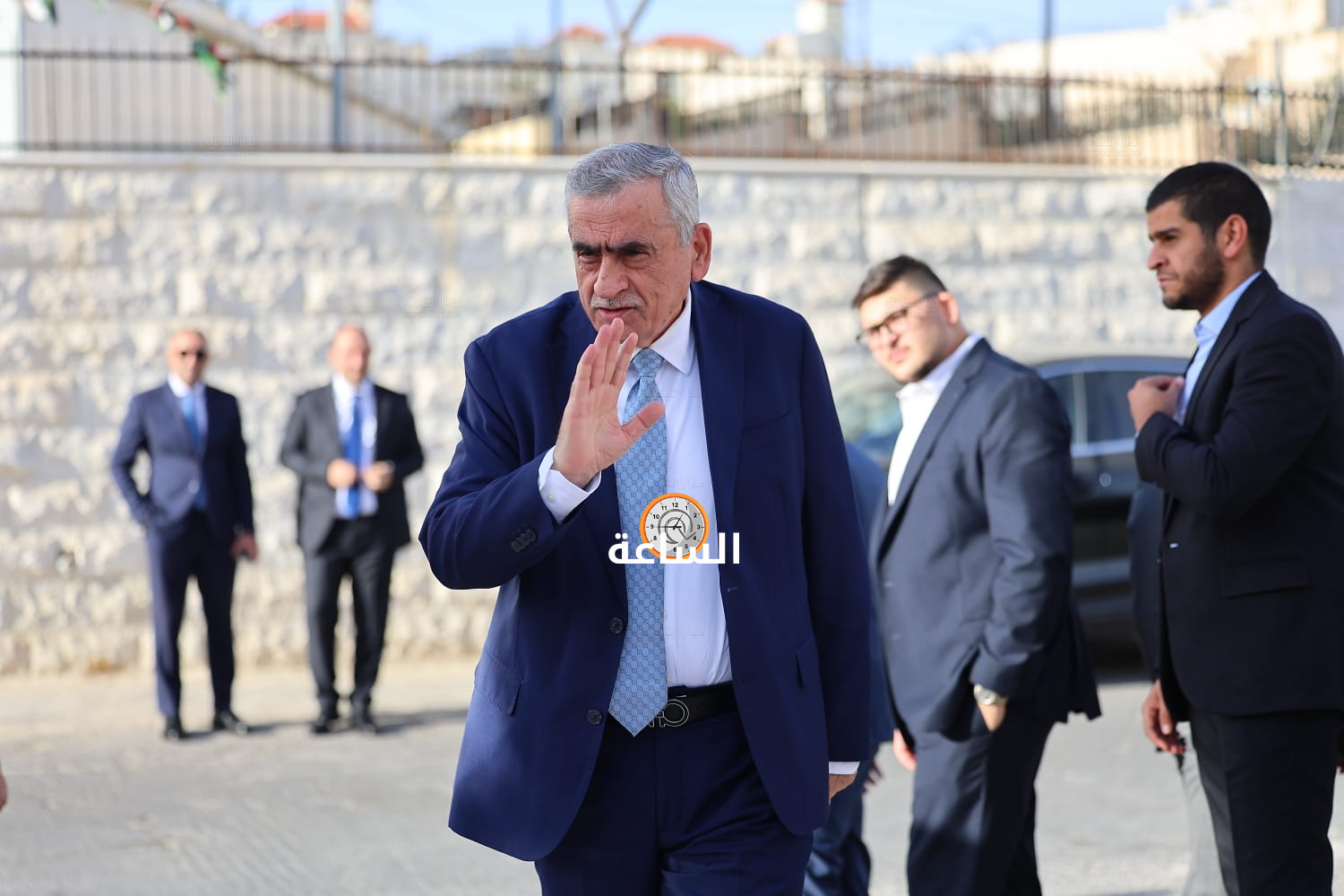 Madar Al-Saa Images 0.9567661675456174