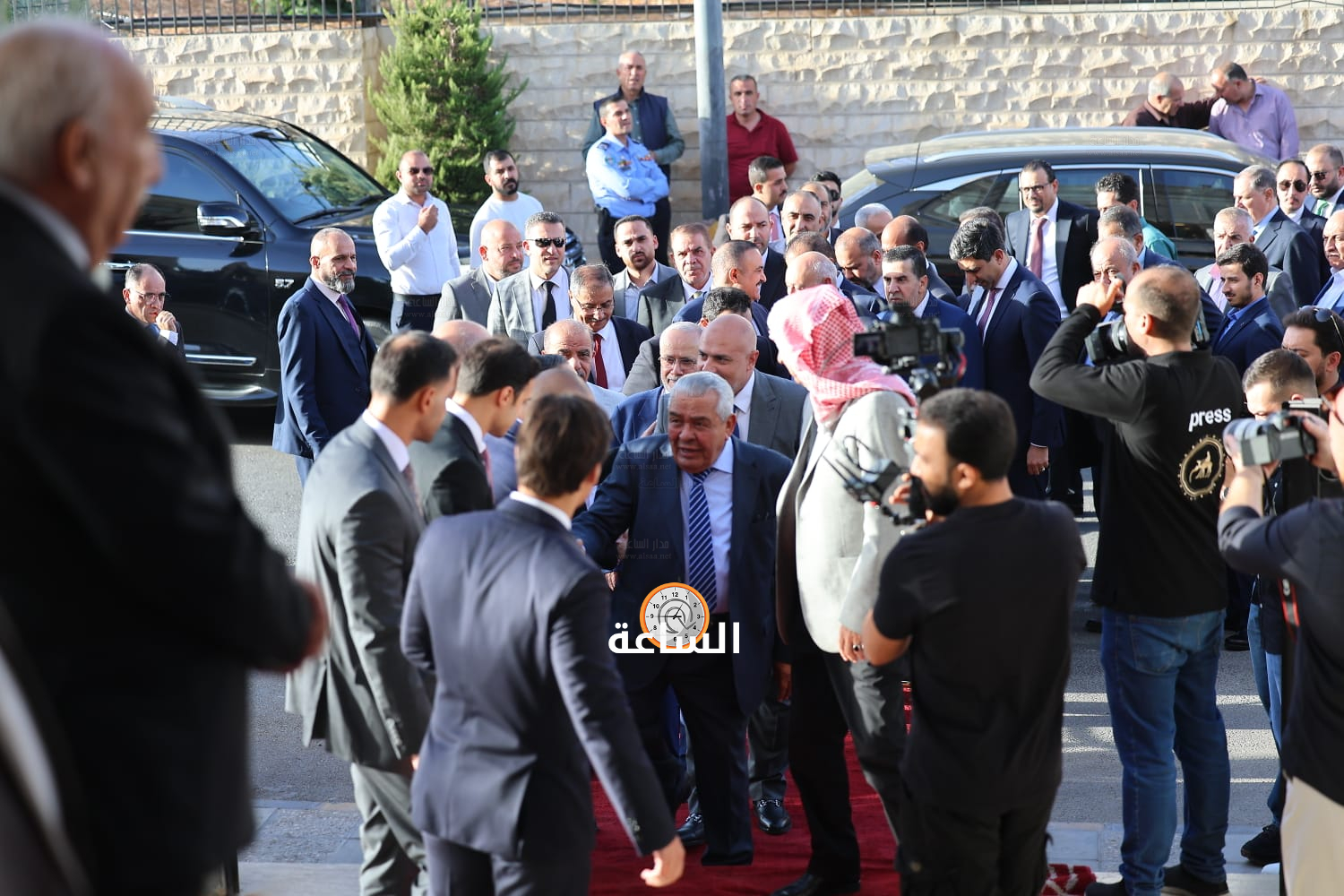 Madar Al-Saa Images 0.0054943762758452586