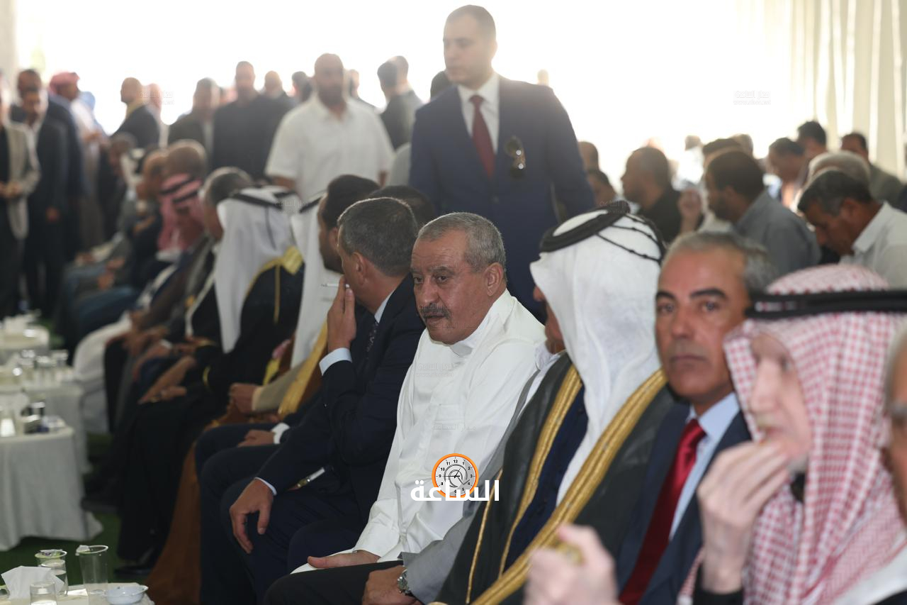 Madar Al-Saa Images 0.43439793903354795