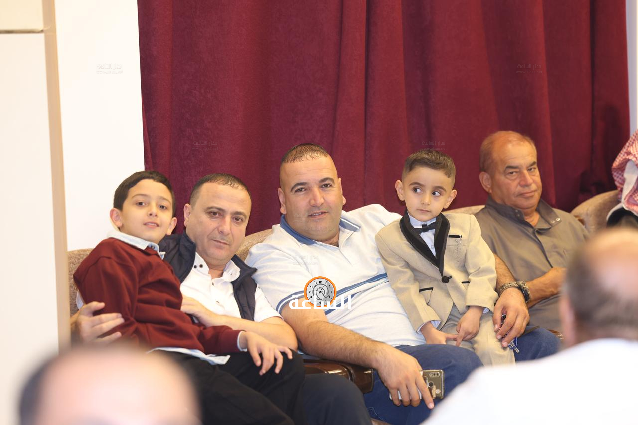Madar Al-Saa Images 0.5170677162925217