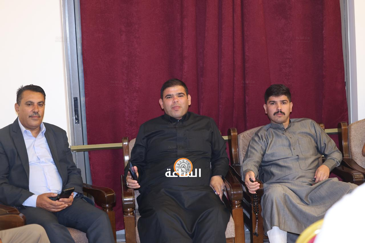 Madar Al-Saa Images 0.8650419466763101