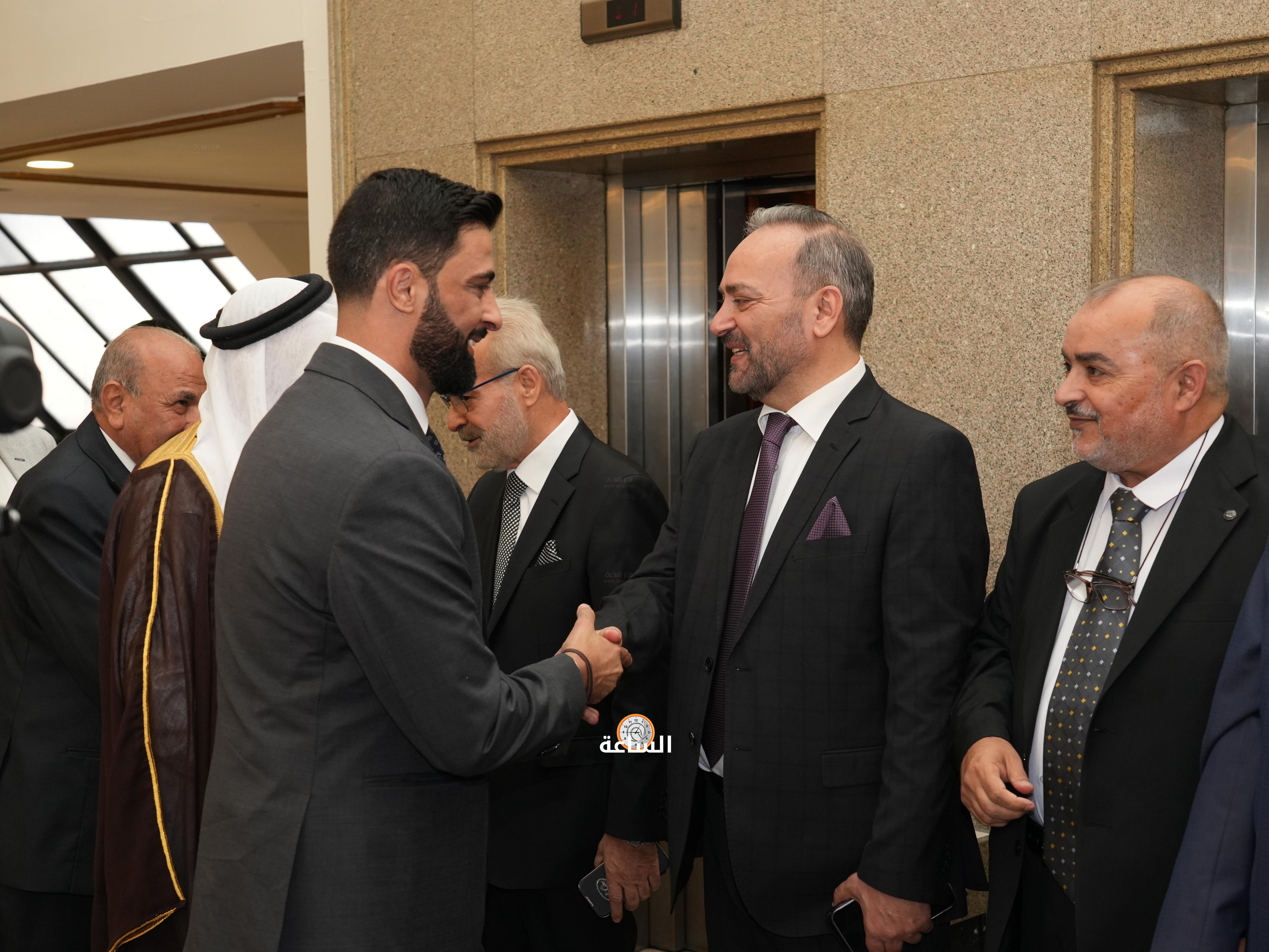 Madar Al-Saa Images 0.17214009706392597