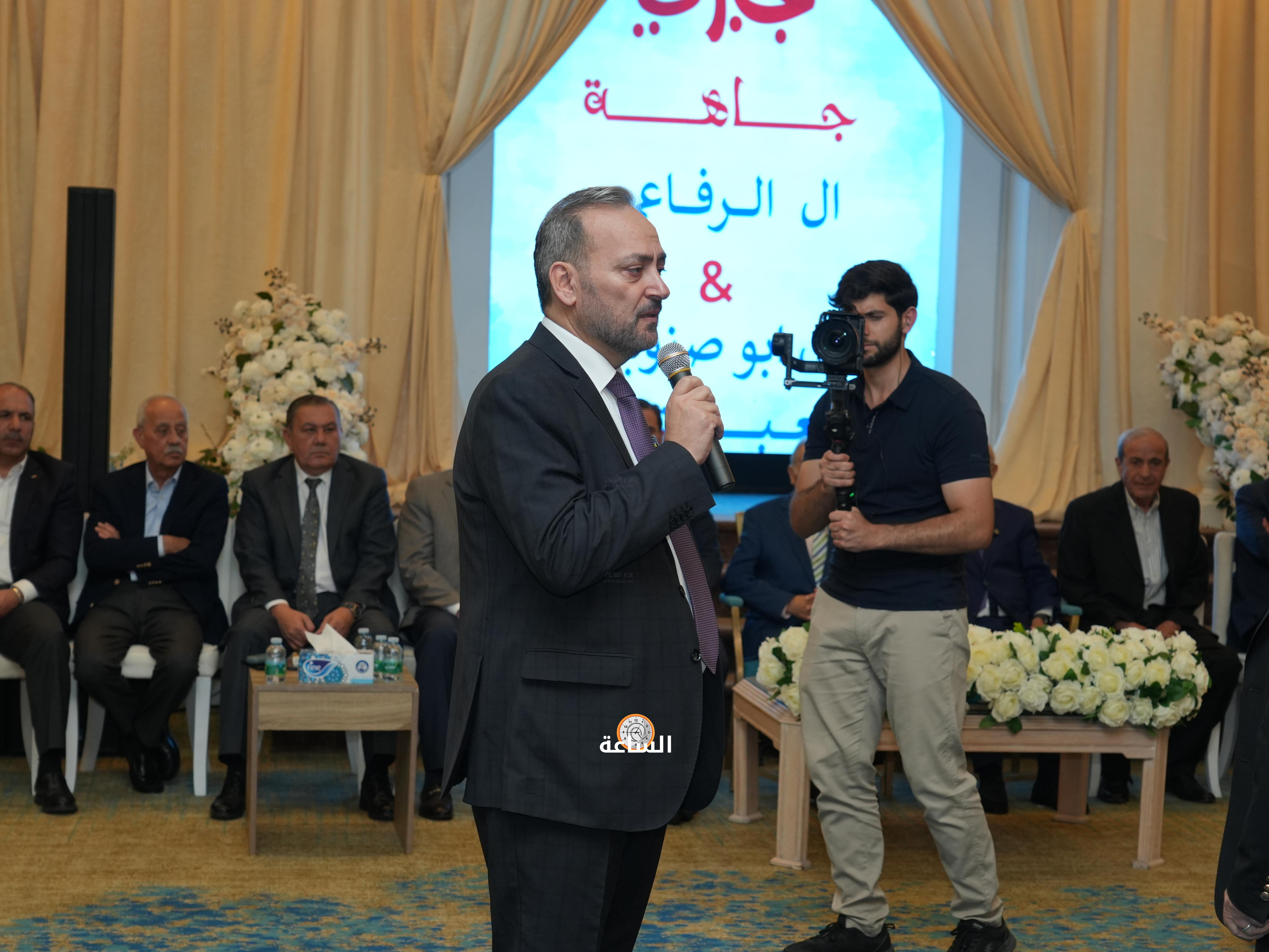 Madar Al-Saa Images 0.5588423760516729