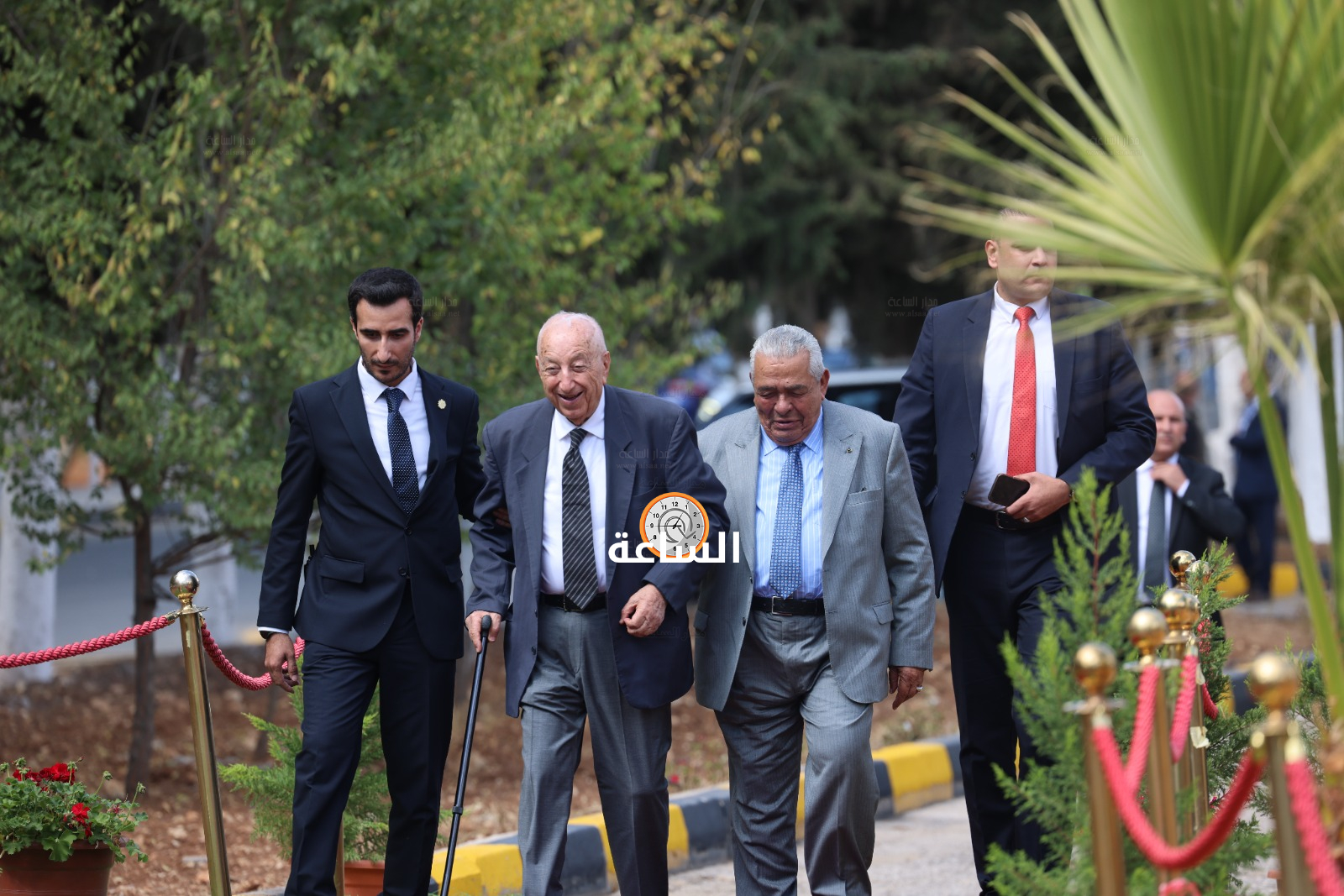 Madar Al-Saa Images 0.9179262195347129