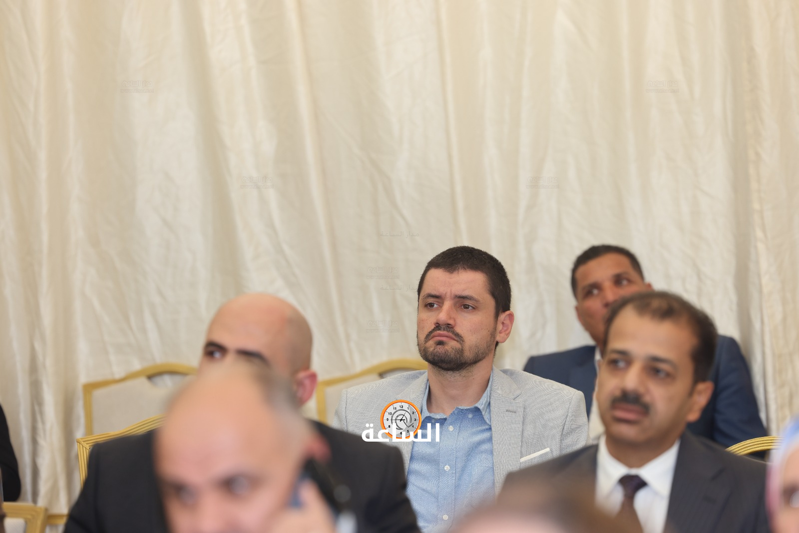 Madar Al-Saa Images 0.4388808292416674