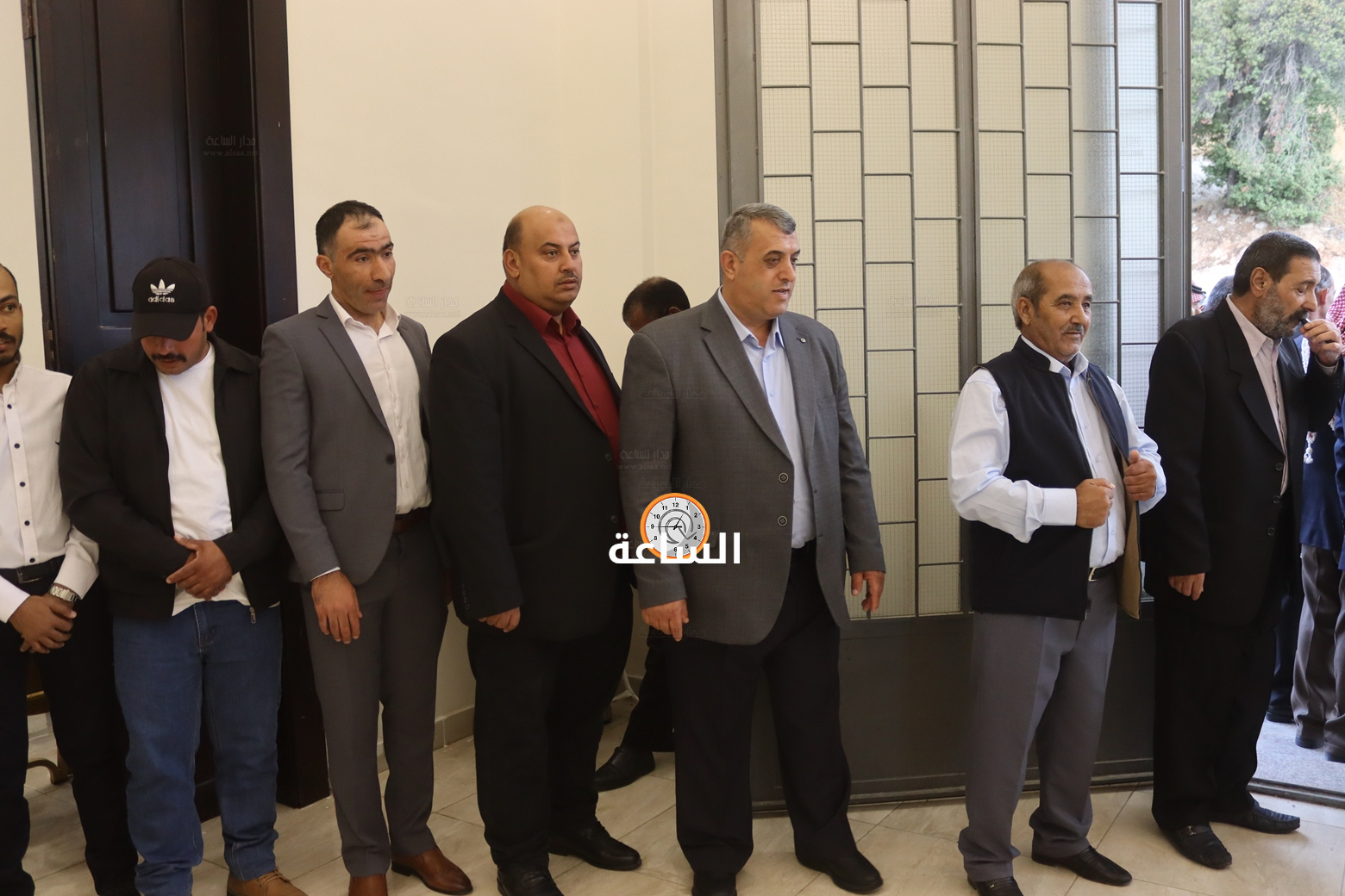 Madar Al-Saa Images 0.6439157376863501
