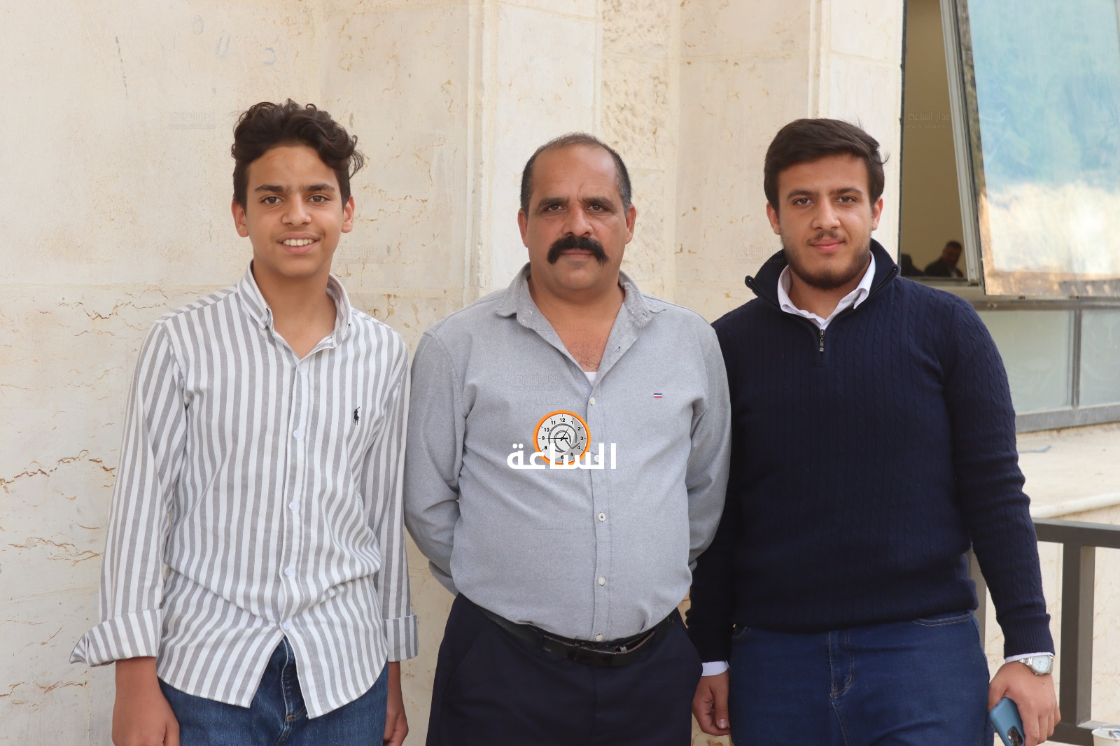 Madar Al-Saa Images 0.9749601560478409