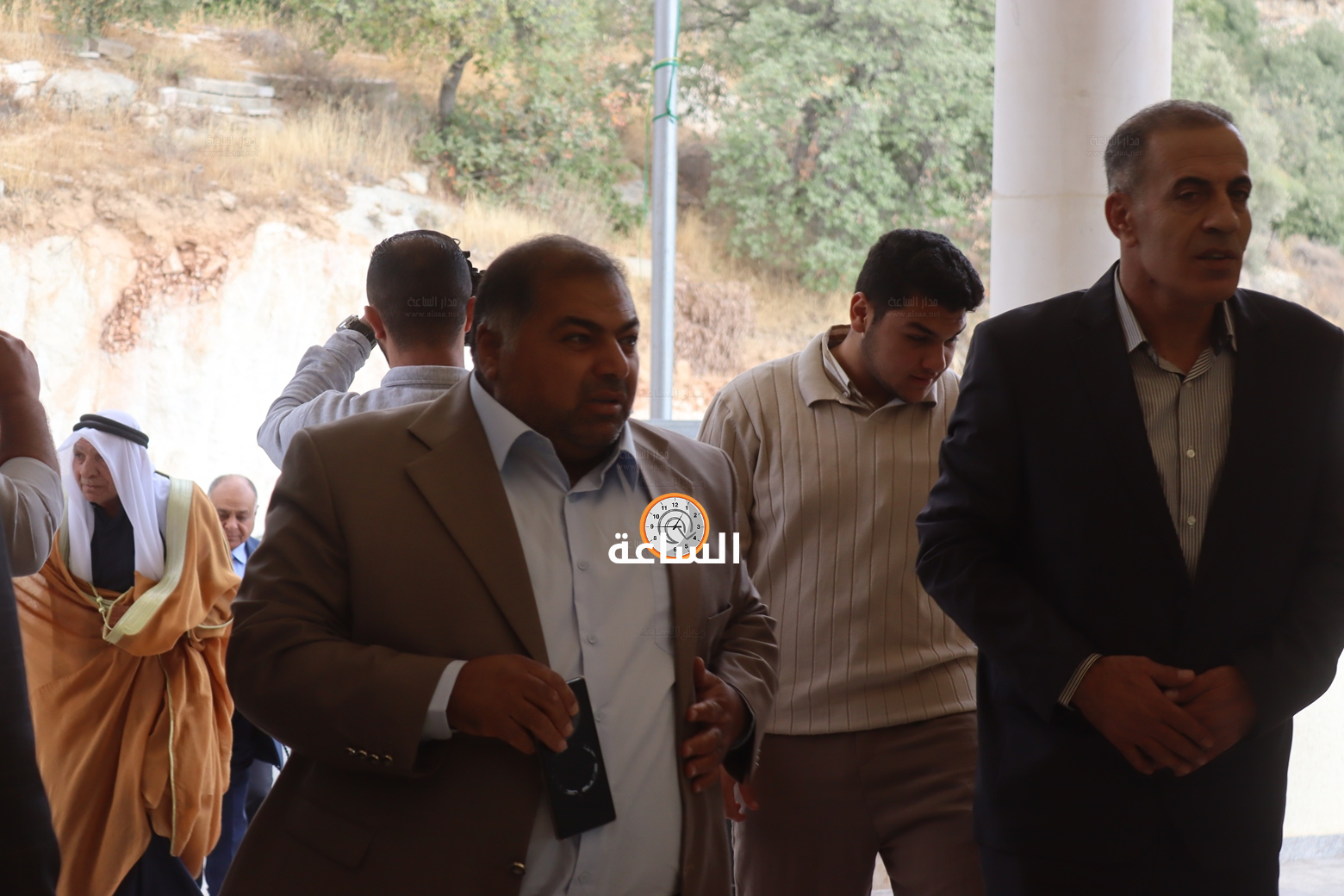 Madar Al-Saa Images 0.4554875895952899
