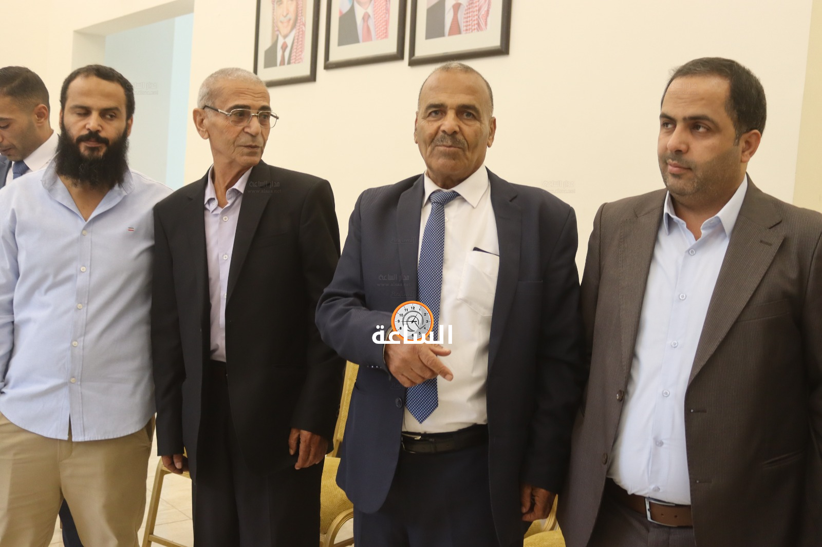 Madar Al-Saa Images 0.15825737648435922