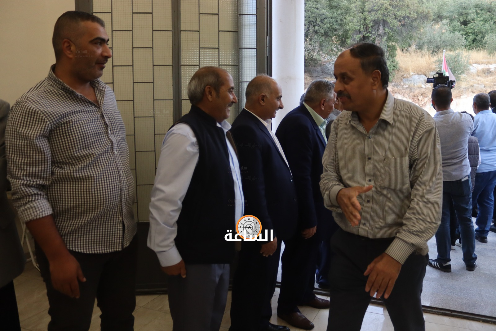 Madar Al-Saa Images 0.2865355212677315