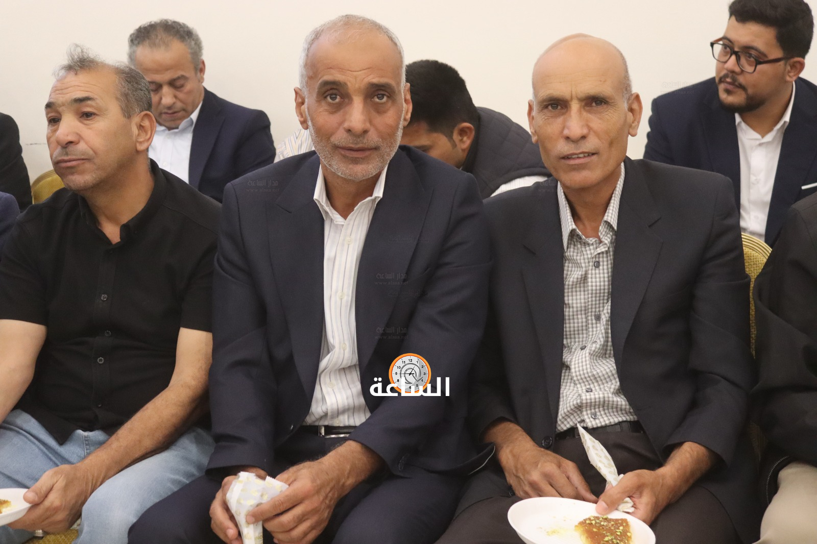 Madar Al-Saa Images 0.1556837337821808
