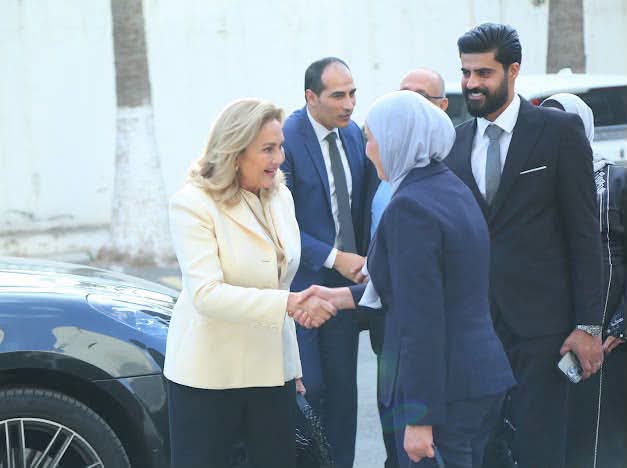Madar Al-Saa Images 0.3751620418399856