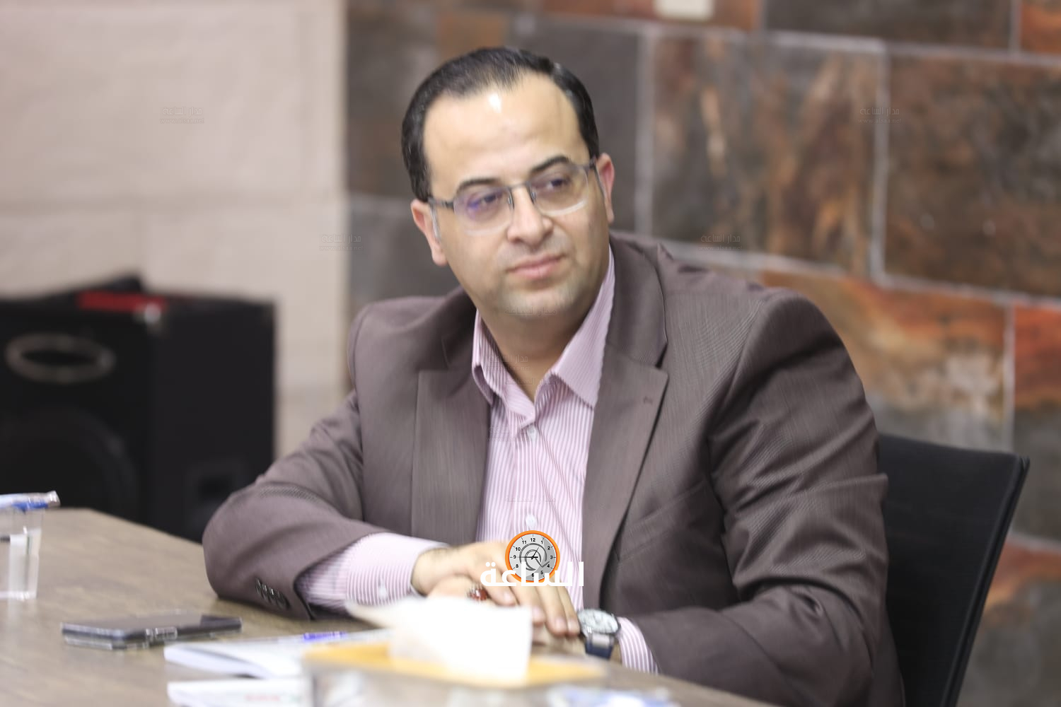 Madar Al-Saa Images 0.24509135911043356