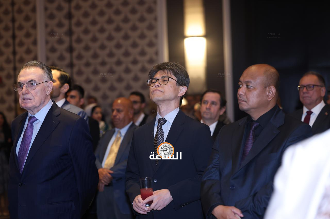 Madar Al-Saa Images 0.15995461307245473