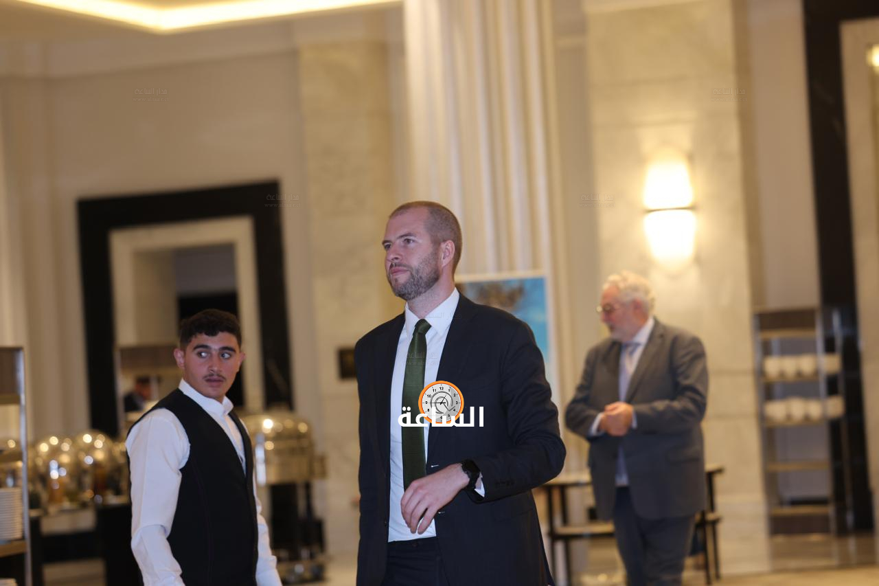 Madar Al-Saa Images 0.5563663323074469