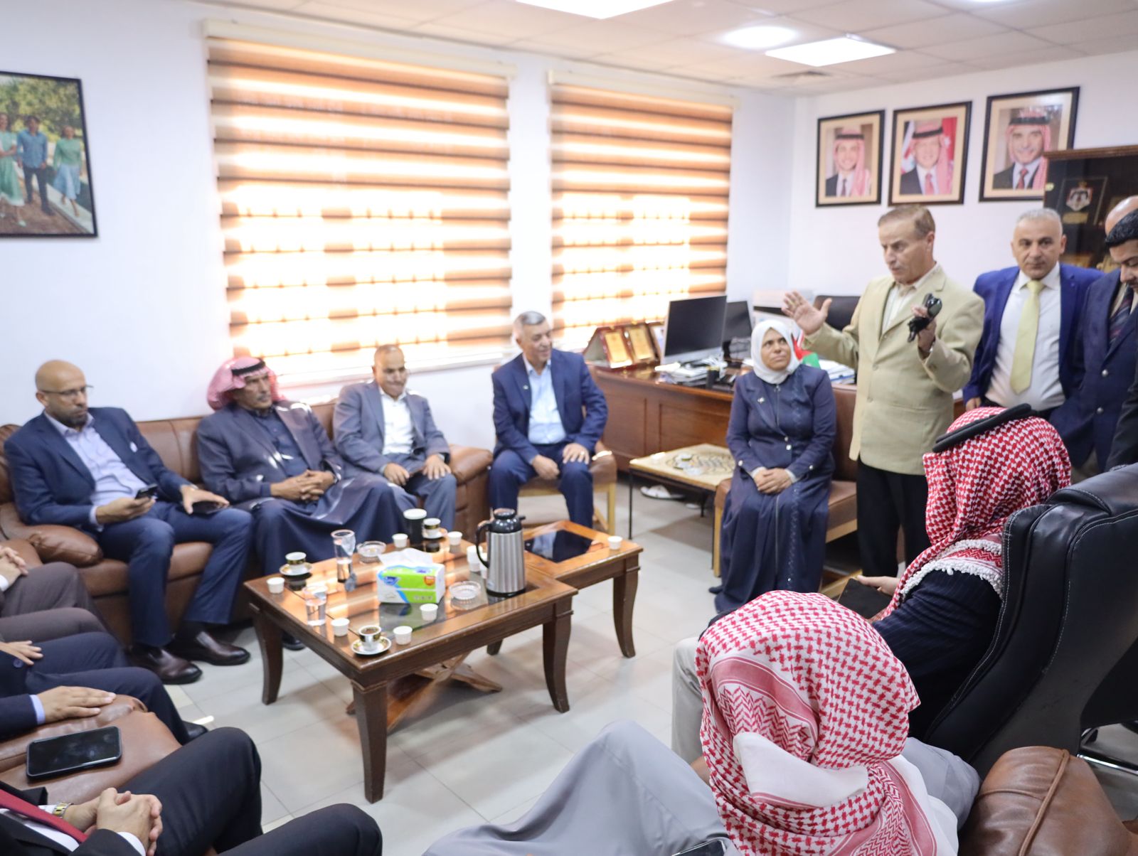 Madar Al-Saa Images 0.8585670987361538