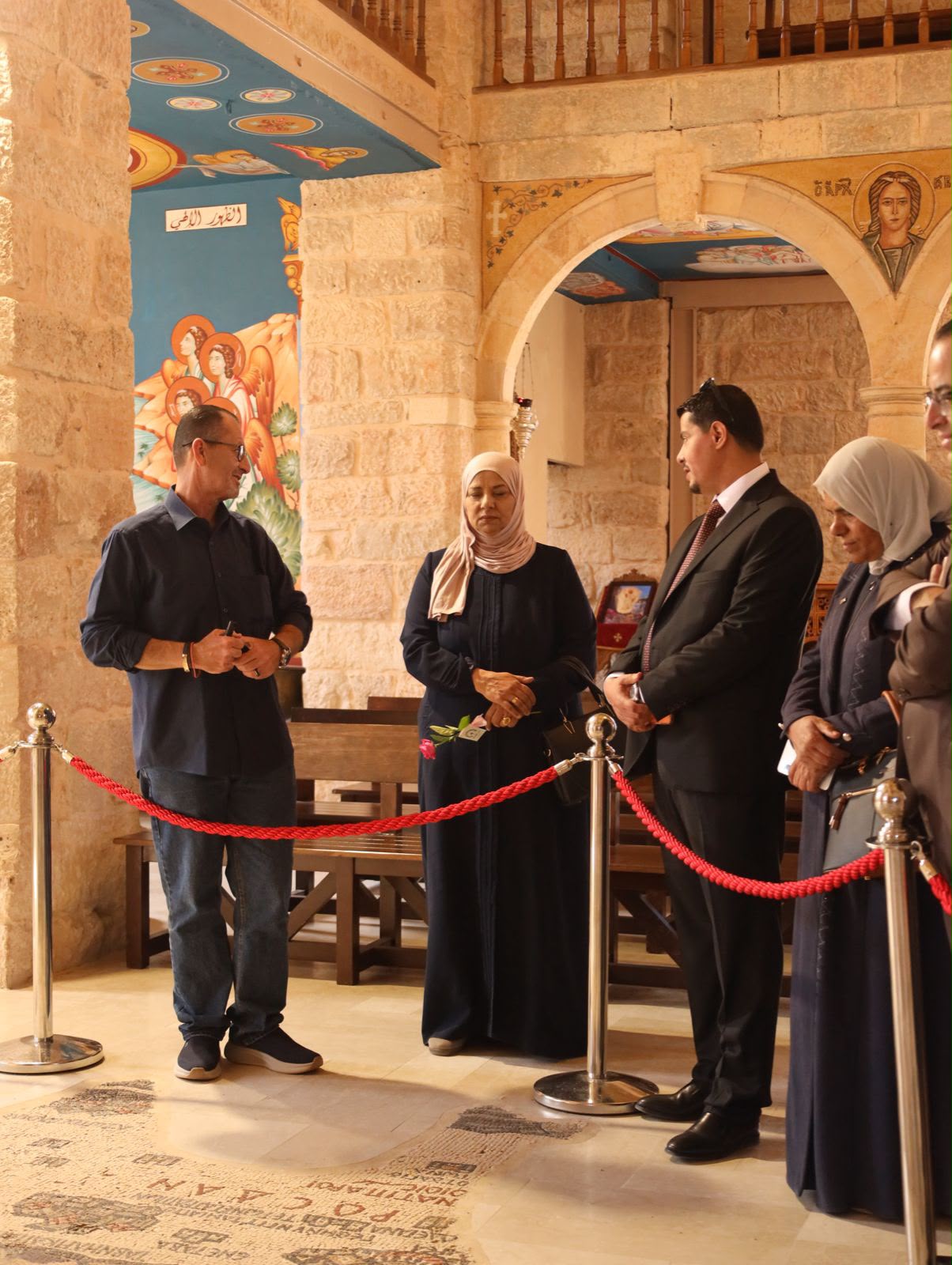 Madar Al-Saa Images 0.297536863620508