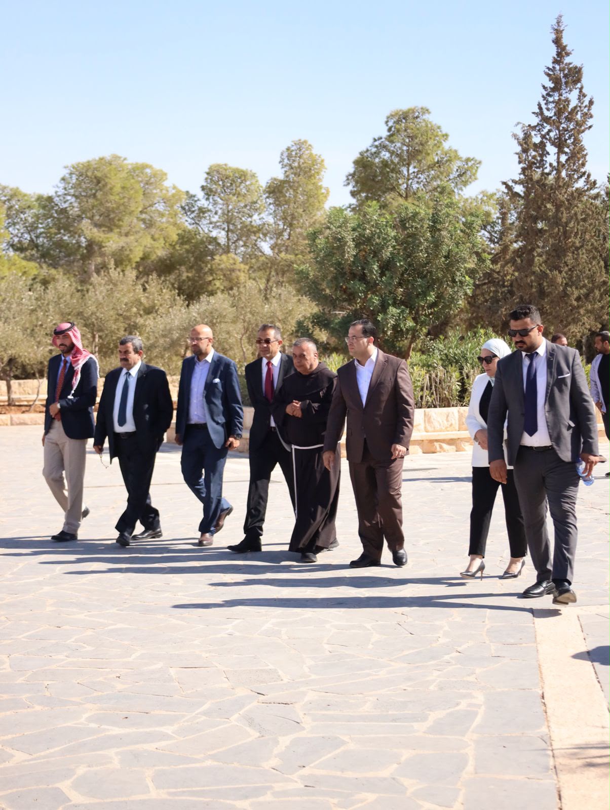 Madar Al-Saa Images 0.4531700662788216