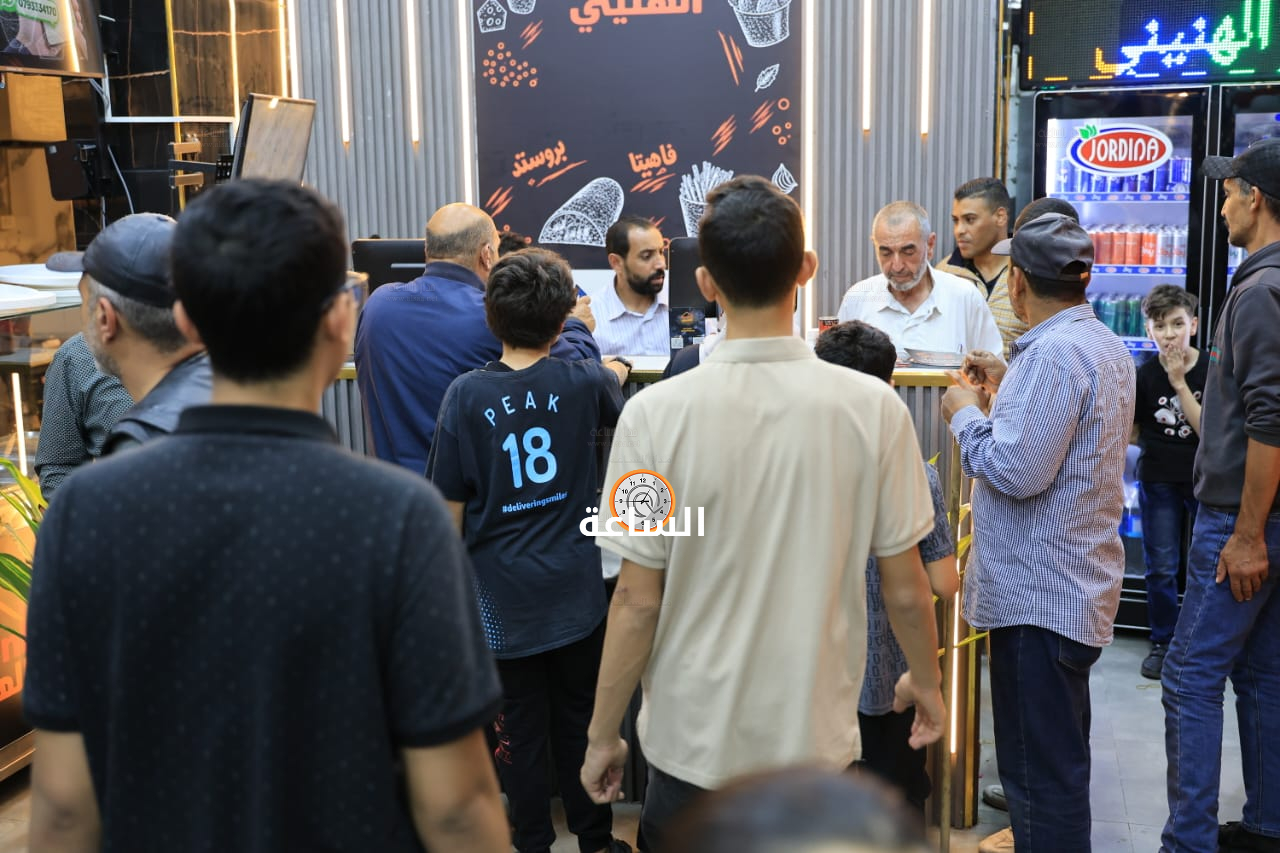 Madar Al-Saa Images 0.6124505674743592