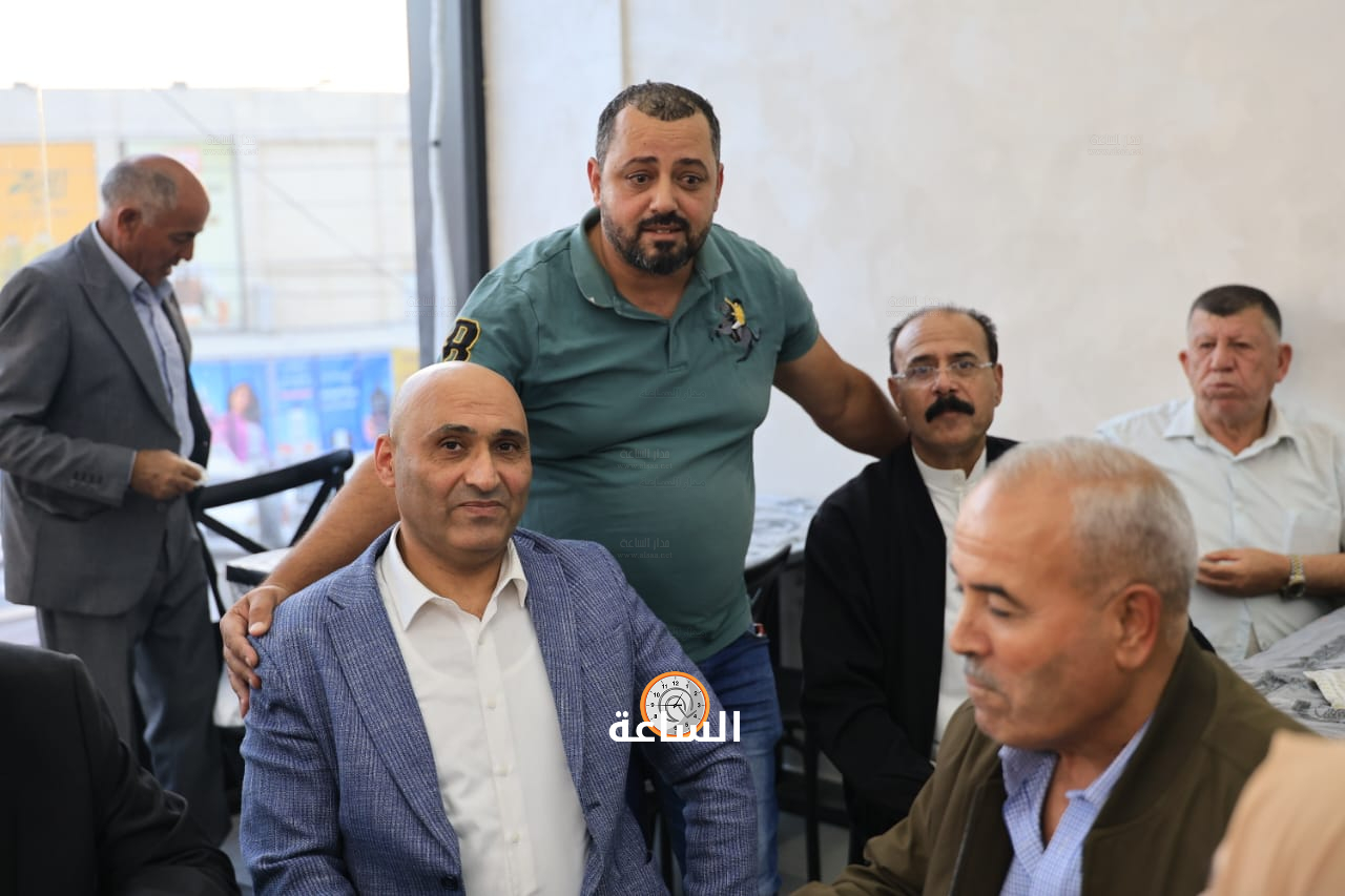 Madar Al-Saa Images 0.23040080013432762