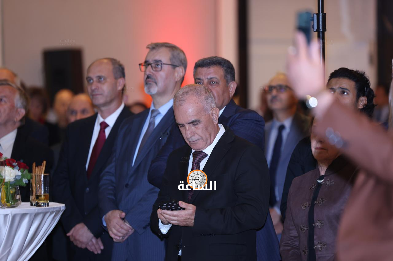 Madar Al-Saa Images 0.5177063637627428