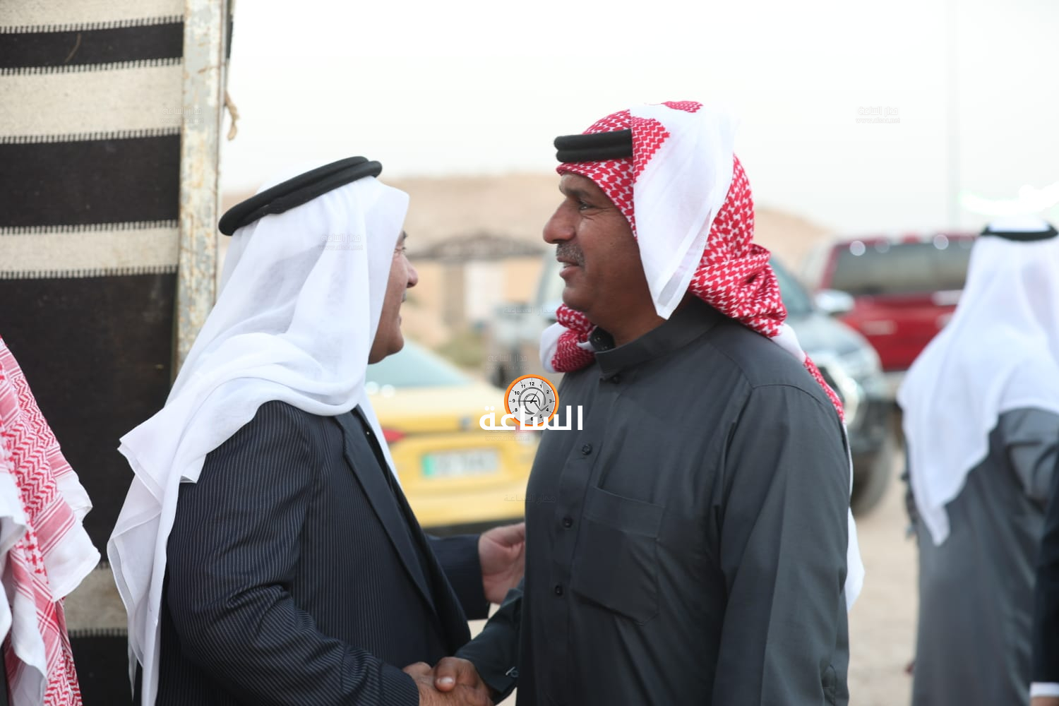 Madar Al-Saa Images 0.6586139893287087