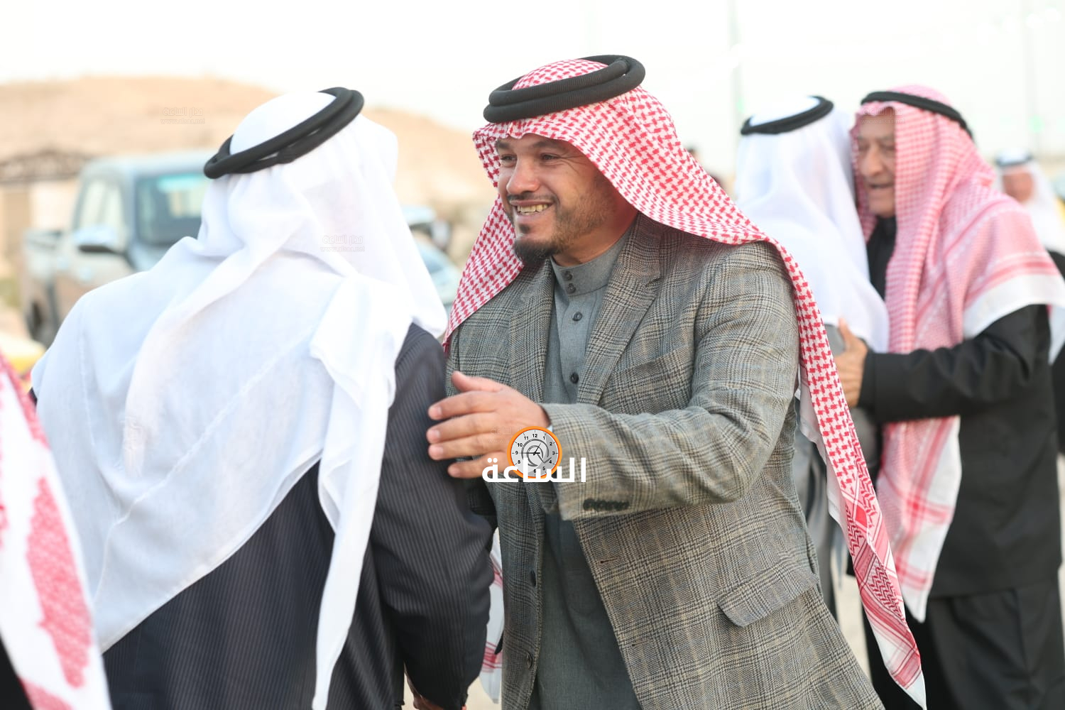 Madar Al-Saa Images 0.43614059684786766