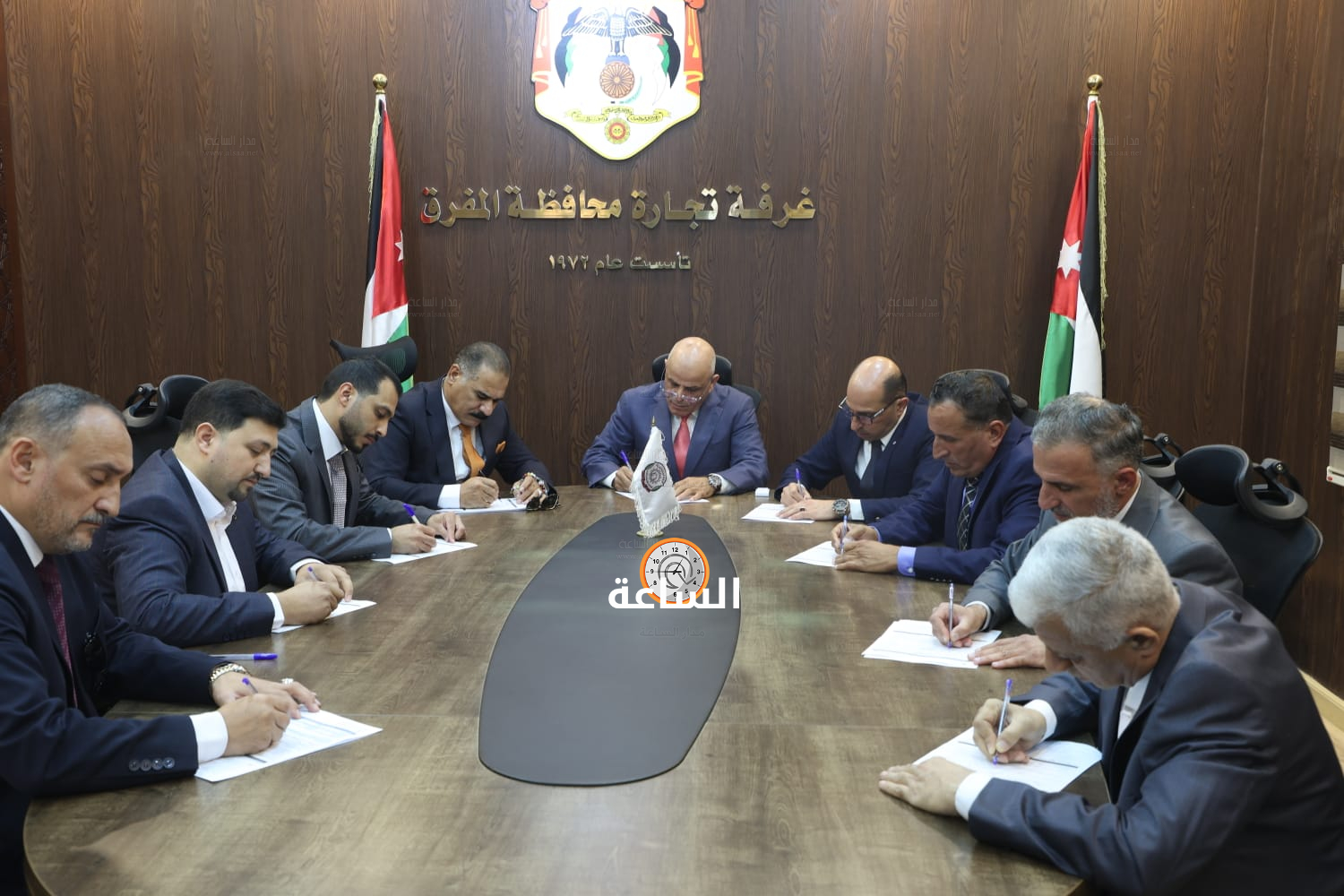 Madar Al-Saa Images 0.1428083842926775