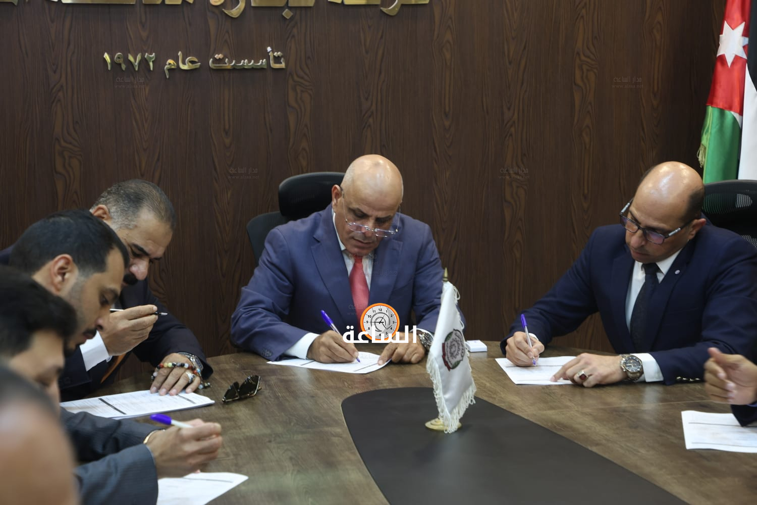 Madar Al-Saa Images 0.28071124163548655