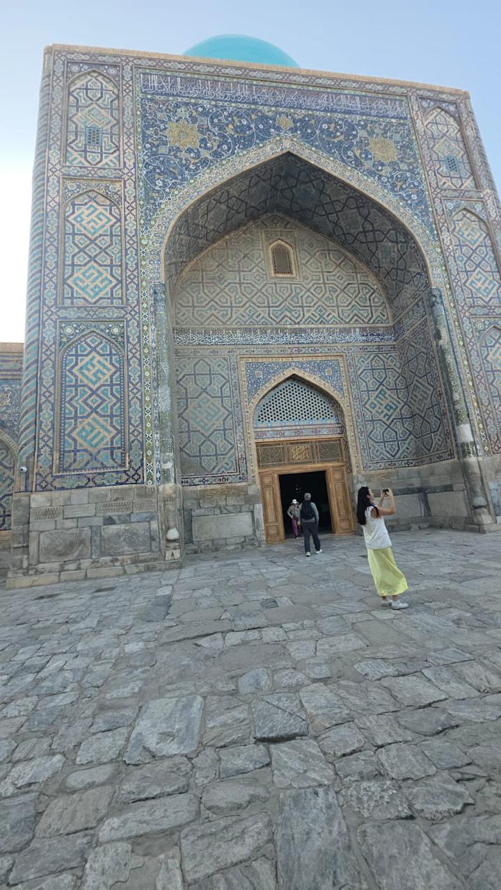 Madar Al-Saa Images 0.9450777348910161