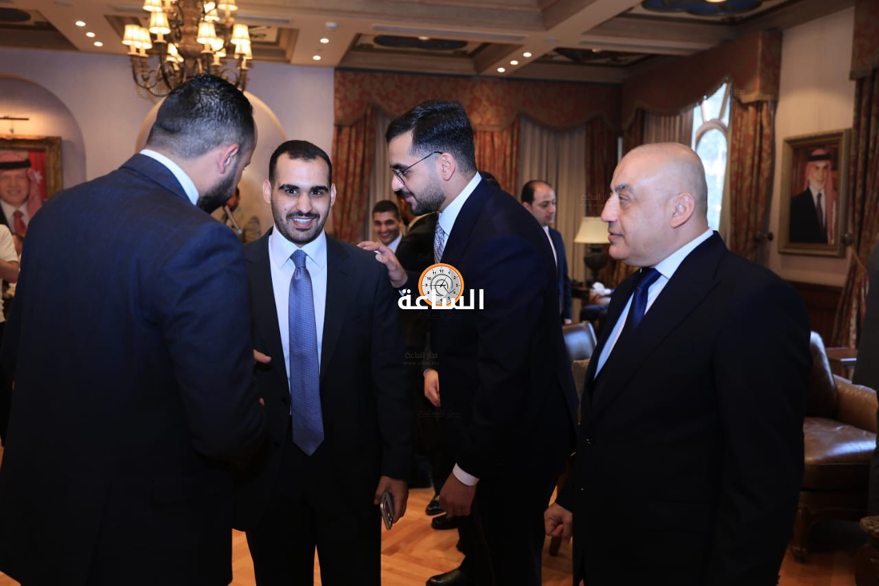 Madar Al-Saa Images 0.36752294354412673