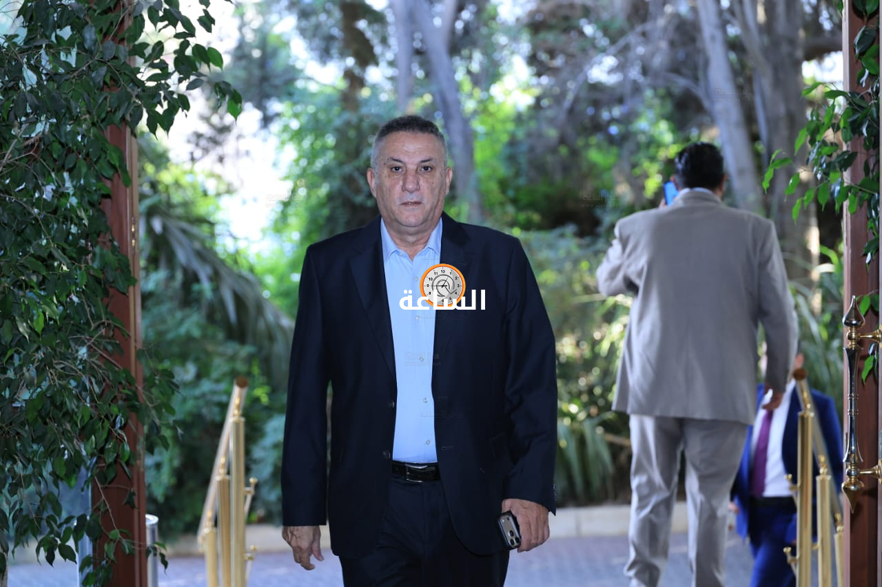 Madar Al-Saa Images 0.21475918588497156
