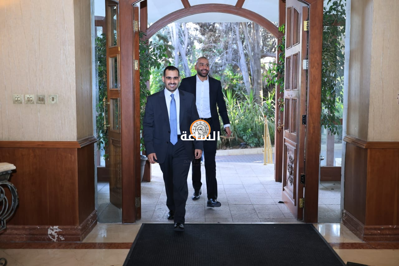 Madar Al-Saa Images 0.02744396949629102