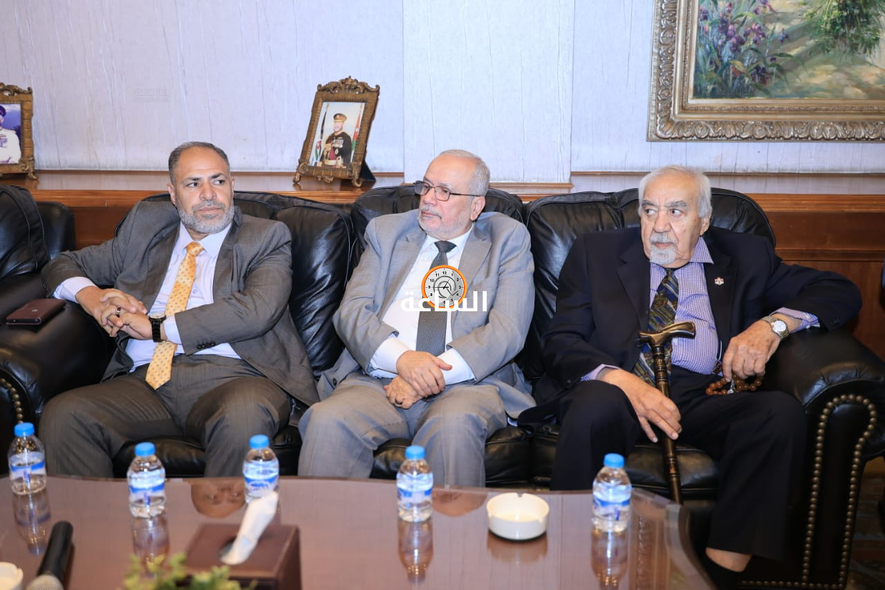 Madar Al-Saa Images 0.2106862966544123