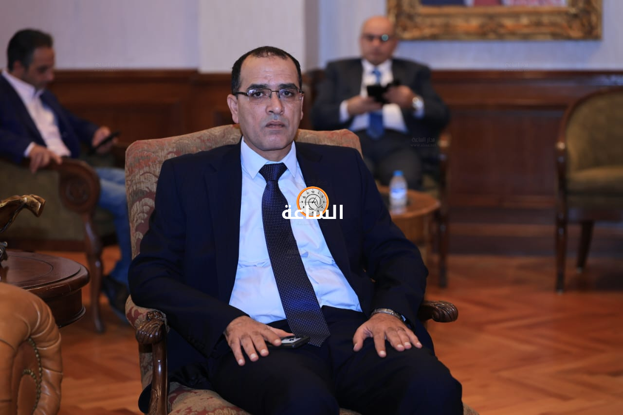 Madar Al-Saa Images 0.1604997095552947