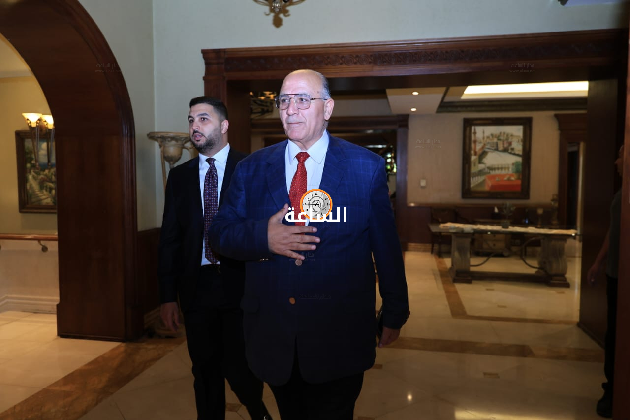 Madar Al-Saa Images 0.4851804909635582