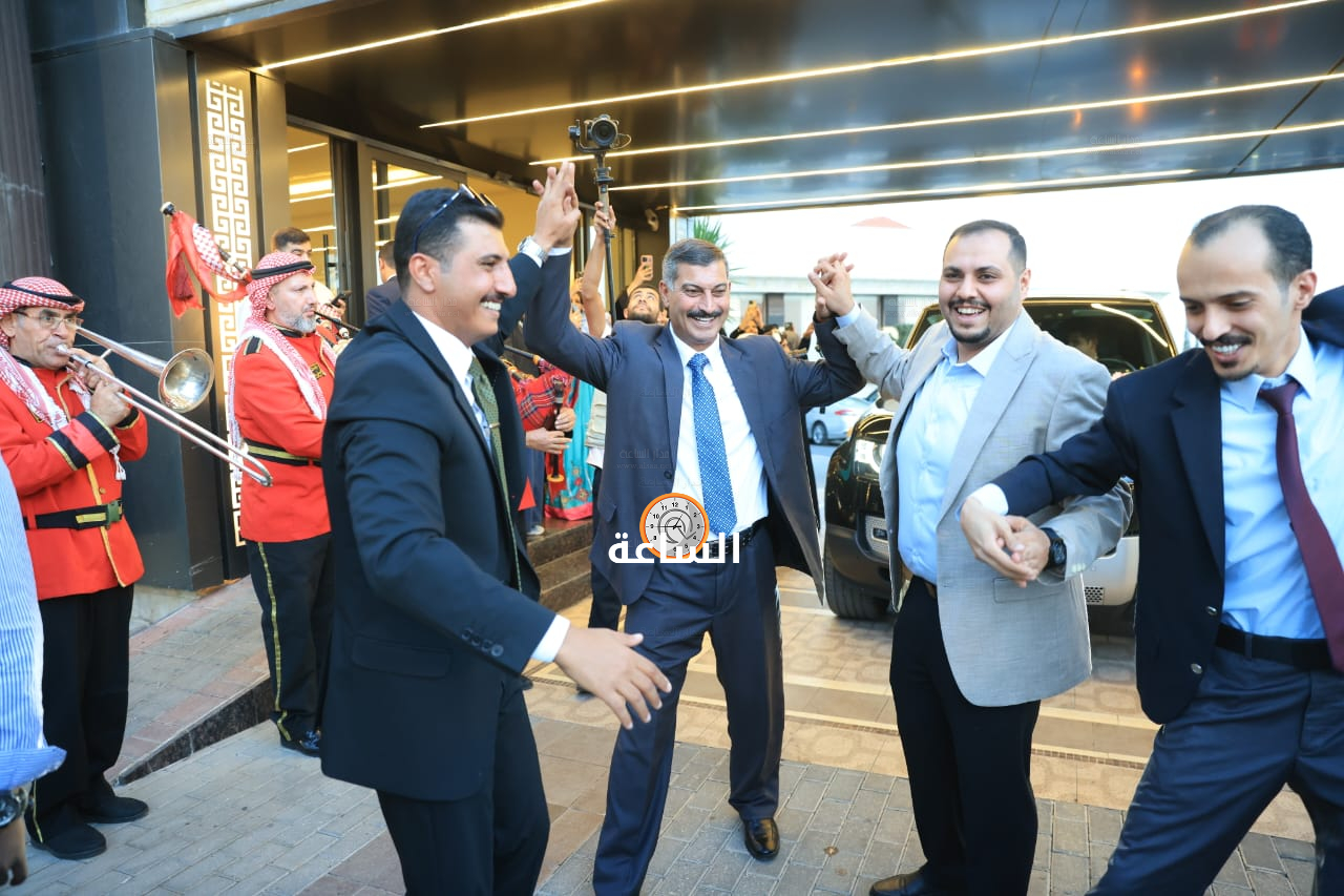 Madar Al-Saa Images 0.34562887894225514