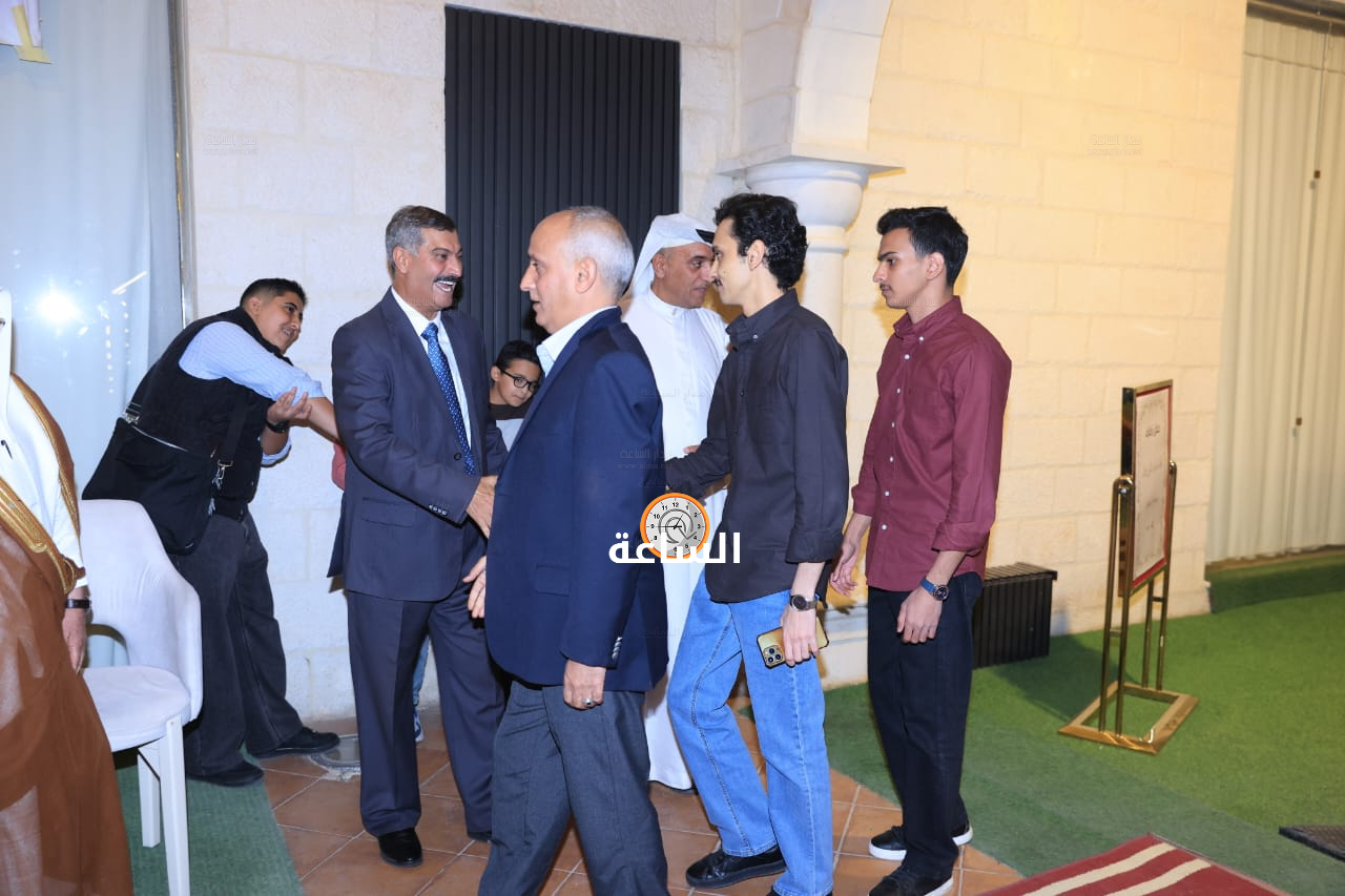 Madar Al-Saa Images 0.0646838692292373
