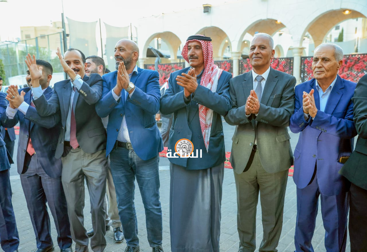 Madar Al-Saa Images 0.5575227686753165