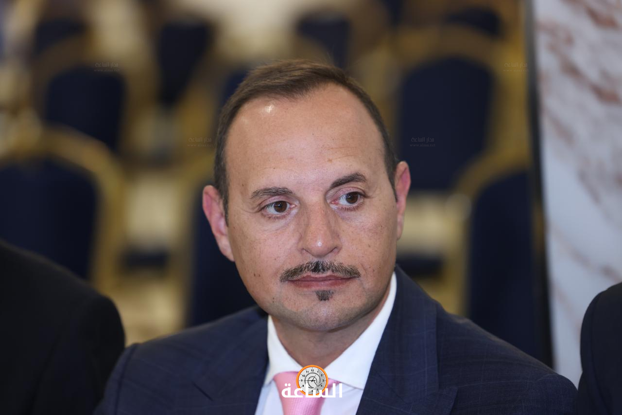 Madar Al-Saa Images 0.5747041565638216