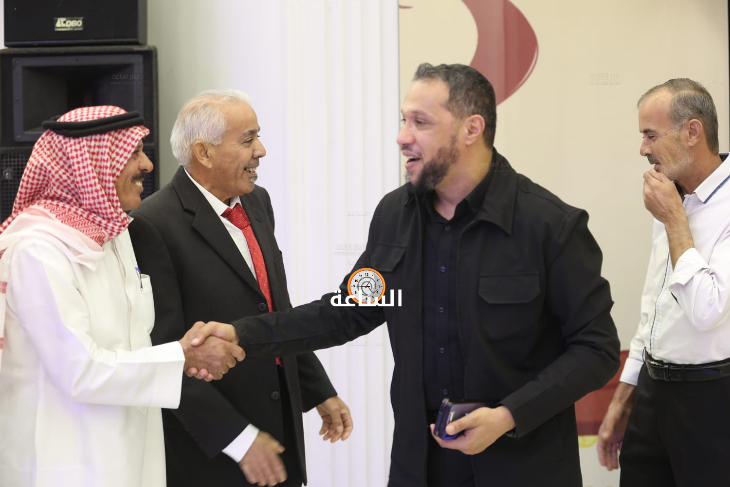 Madar Al-Saa Images 0.711574799875591