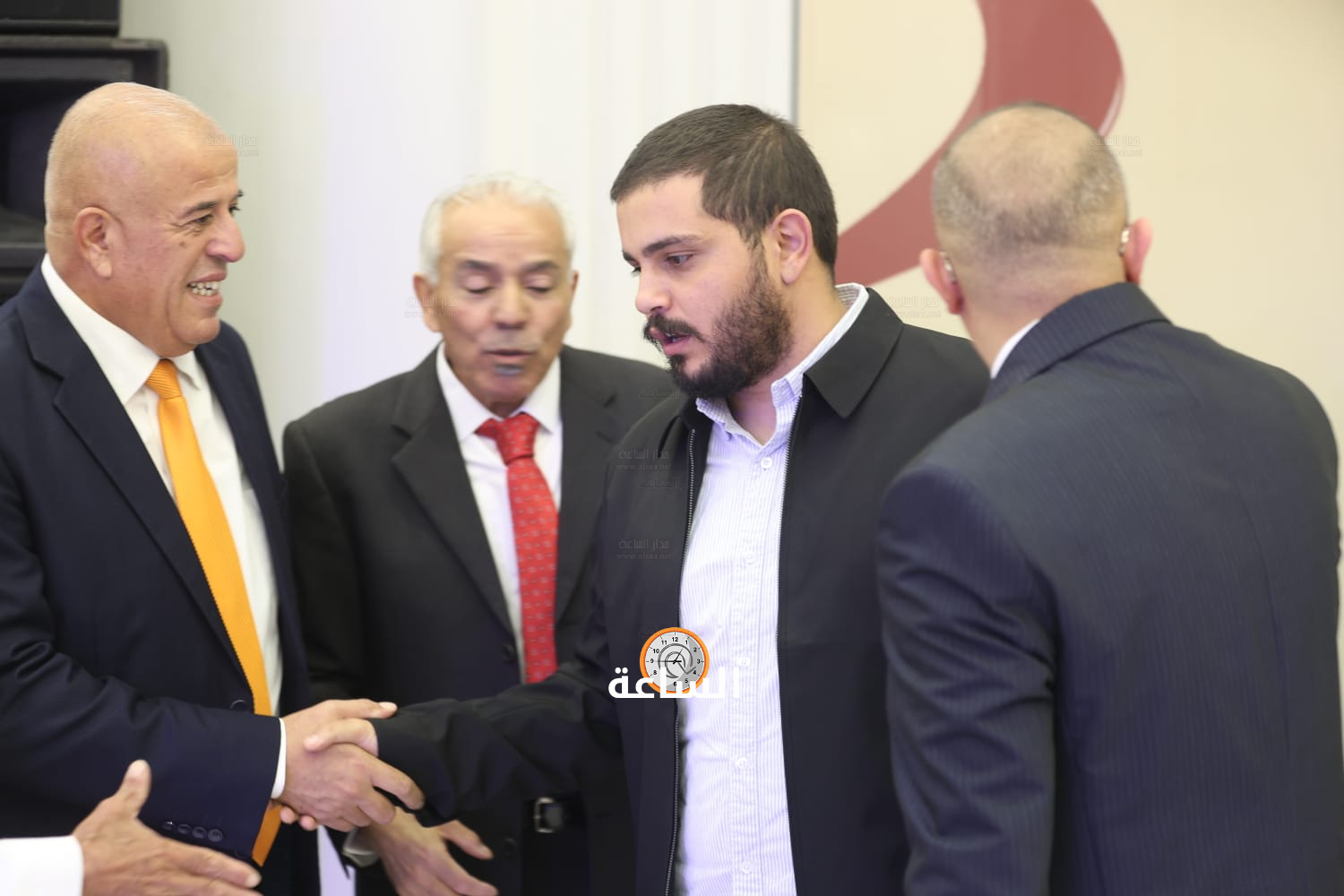 Madar Al-Saa Images 0.6129926276702684