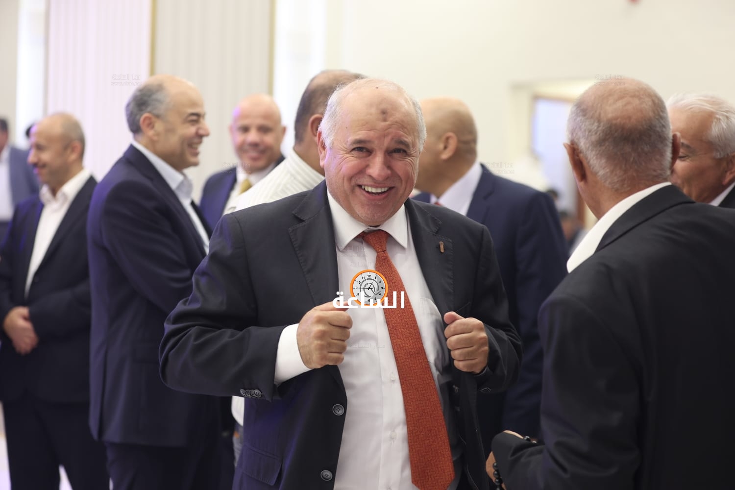 Madar Al-Saa Images 0.4376983273646752