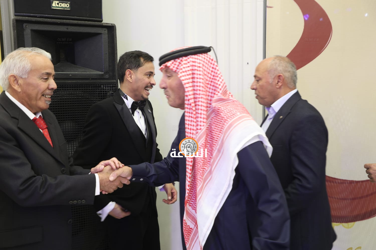 Madar Al-Saa Images 0.04008097153760015